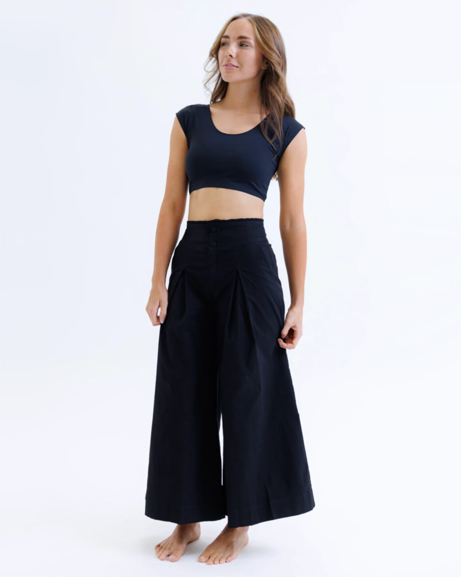 Contour Demi Tee - Image 8