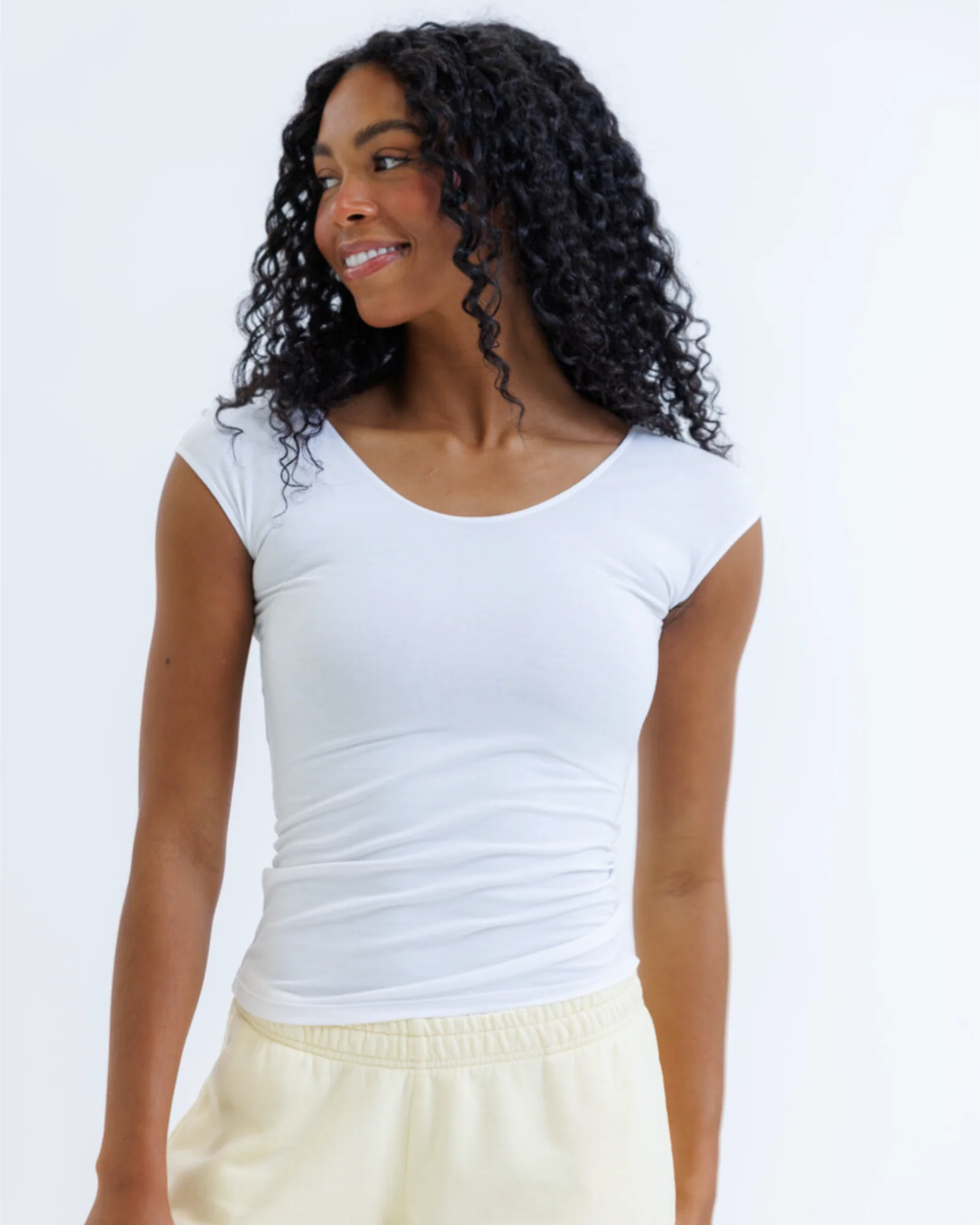 Essential Tee - Image 4