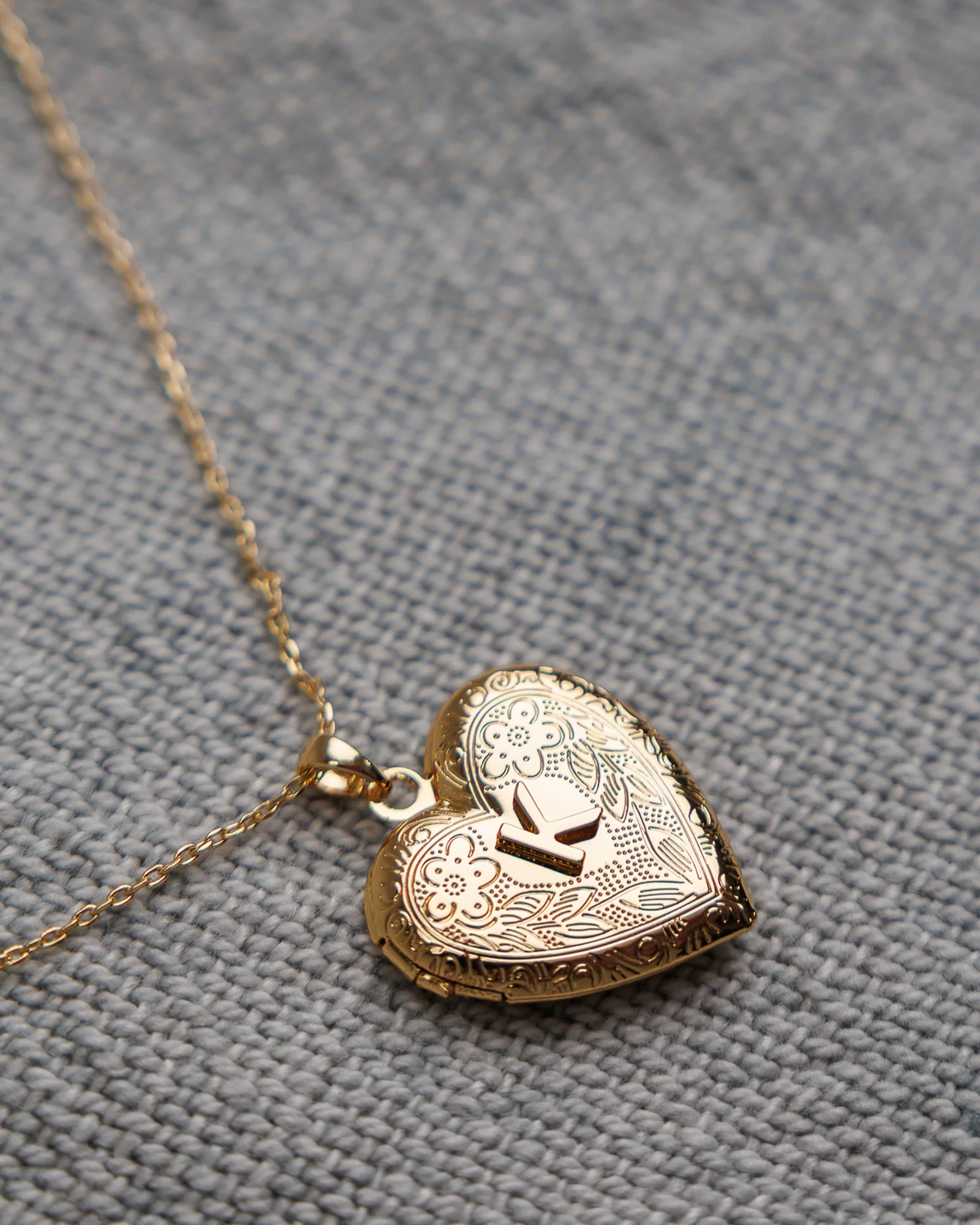 Monogram Heirloom Locket - Final Sale - Image 14